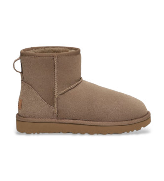 UGG Classic Mini II Usnjeni gležnjarji rjave barve