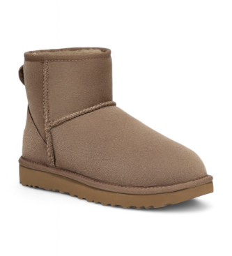 UGG Classic Mini II Usnjeni gležnjarji rjave barve