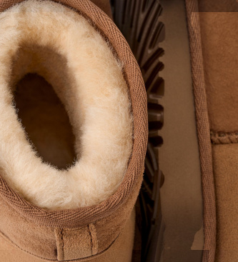 UGG Stivaletti bambino Classic Mini II in pelle marrone