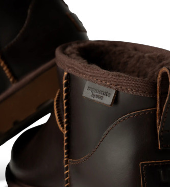 UGG Stivaletti classici Ultra Mini in pelle marrone