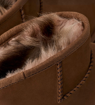 UGG Botines de Piel Classic Ultra Mini Nubuck marrón