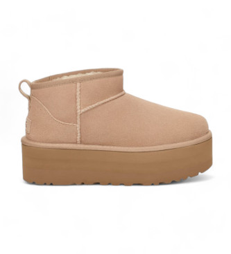 UGG Stivaletti classici in pelle beige con plateau ultra mini