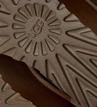 UGG Botines de Piel Classic Ultra Mini Platform marrón