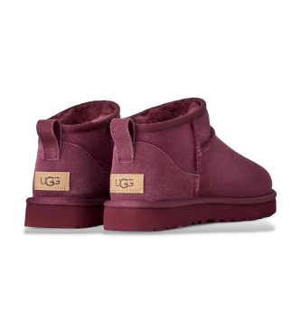UGG Klassische Ultra Mini Lederstiefeletten lila