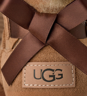 UGG Botines de Piel Ultra Mini Bailey Bow marrón
