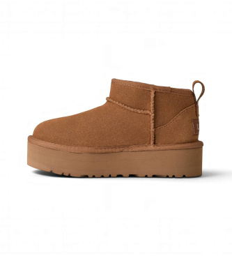 UGG Fellstiefel mit Plateau Classic Ultra Mini braun