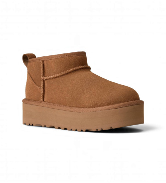UGG Fellstiefel mit Plateau Classic Ultra Mini braun