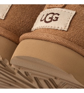 UGG Stivaletti classici in micro pelle marrone