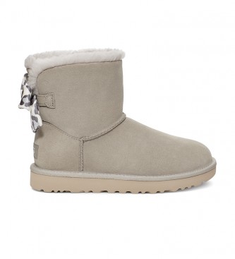 ugg mini bailey bow seal