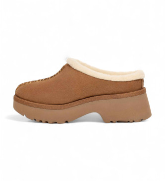 UGG New Heights Cozy Brown Leather Clogs