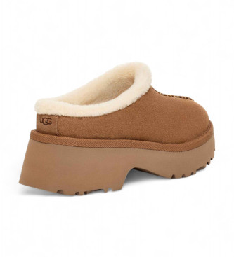 UGG New Heights Cozy Brown Leather Clogs