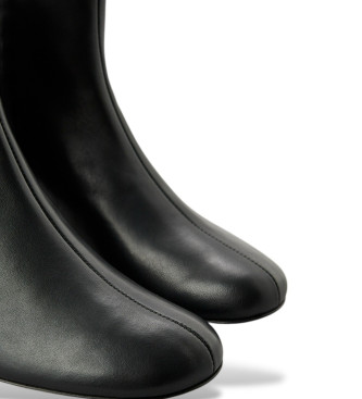 Weekend Max Mara Acro leather ankle boots black