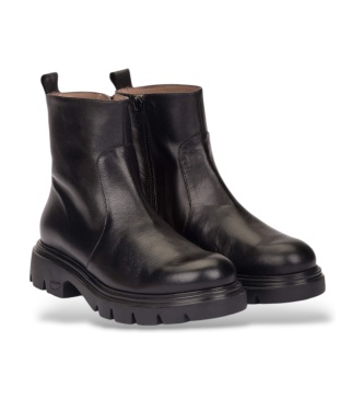 Wonders Bones 05 Black Leather Ankle Boots
