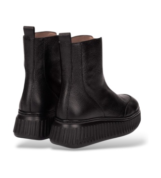 Wonders Xfly 02 Black Leather Ankle Boots