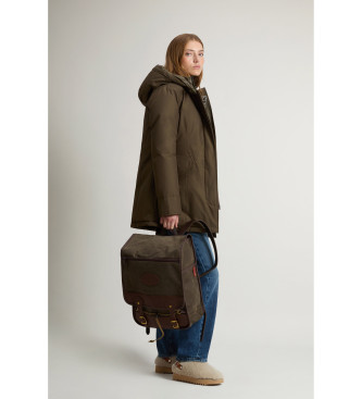 Woolrich Artic Parka in Ramar Cloth green