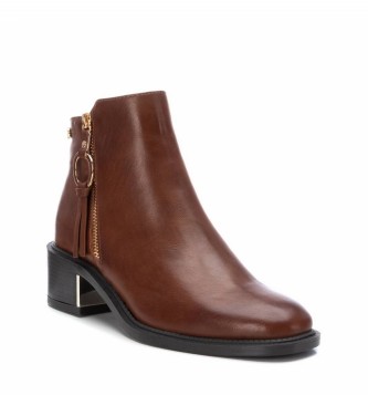 Xti Brown ankle boots 