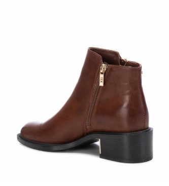 Xti Braune Ankle Boots 