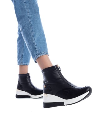 Xti Sportive ankle boots with black wedge -Height 6 cm
