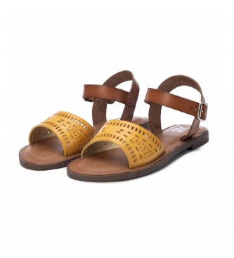 Xti Mustard sandals 042886