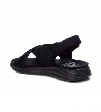 Xti Zwarte crossover sandalen