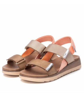 Xti Thick brown straps sandals