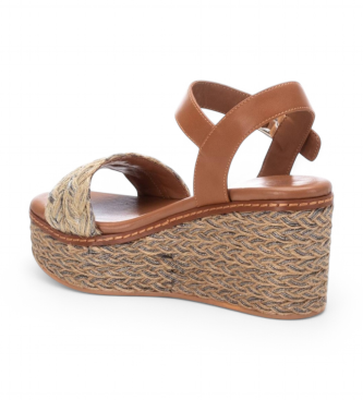 Xti Sandaler 141063 brun