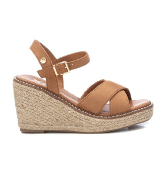 Xti Sandals 142251 brown -Height wedge 8cm