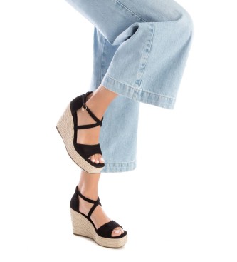 Xti Sandals 142438 black