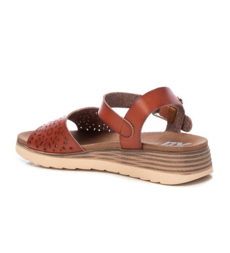 Xti Sandals 142912 brown