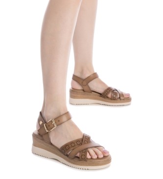 Xti Sandalen 143851 taupe