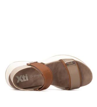 Xti Sandaler 143874 brun