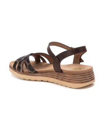 Xti Sandales 144593 taupe