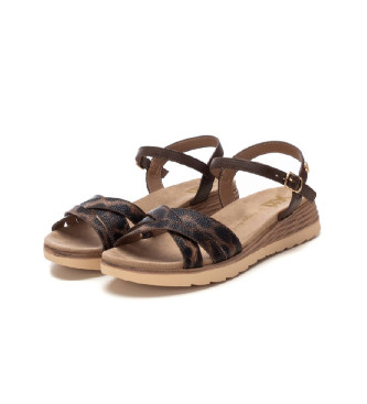 Xti Sandales 144593 taupe
