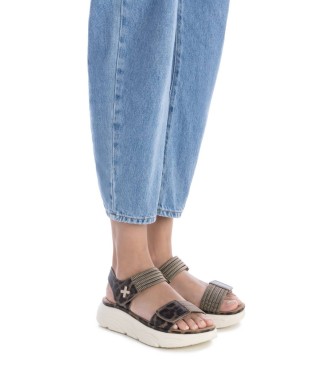 Xti Sandals 144599 taupe