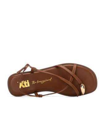 Xti Sand�lias 145358 castanhas