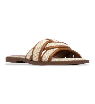 Xti Sand�lias 145114 castanhas