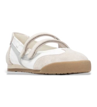 Xti Trainers 145220 white