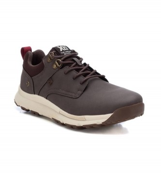 Xti Trainers 142067 brown