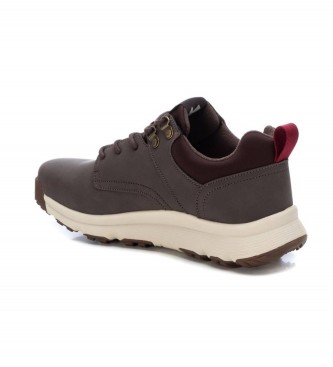 Xti Trainers 142067 brown