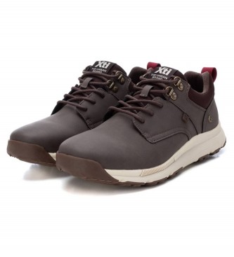 Xti Trainers 142067 brown