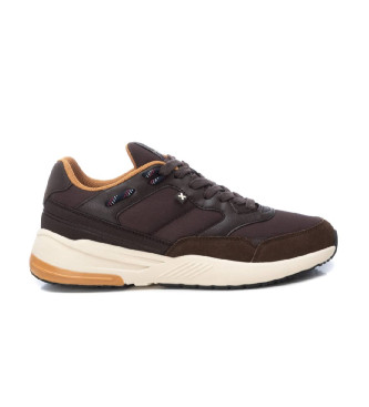 Xti Trainers 143161 brown