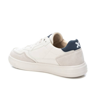 Xti Trainers 143329 white