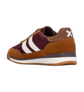 Xti Trainers 144582 bruin