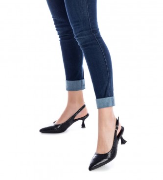 Xti Schwarze Schuhe mit Lackledereffekt - Absatzhhe 5 cm