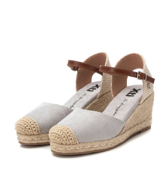 Xti Espadrilles en cuir argent 140746