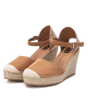 Xti Sandals 142382 brown -Height wedge 9cm