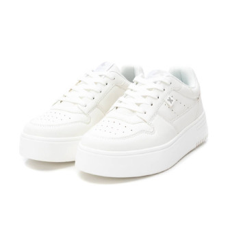 Xti Trainers 143262 white