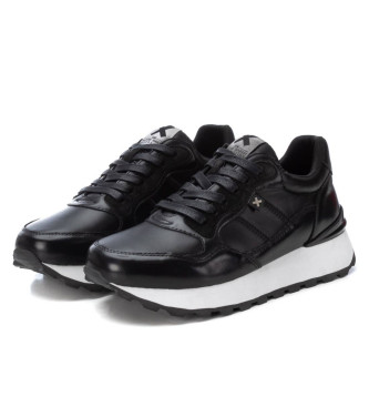 Xti Trainers 143407 zwart