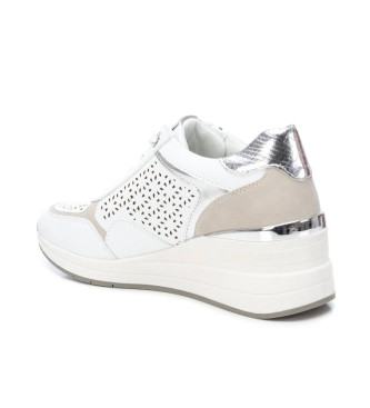 Xti Trainers 143632 white