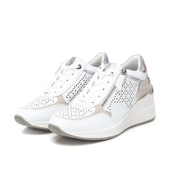 Xti Trainers 143632 white